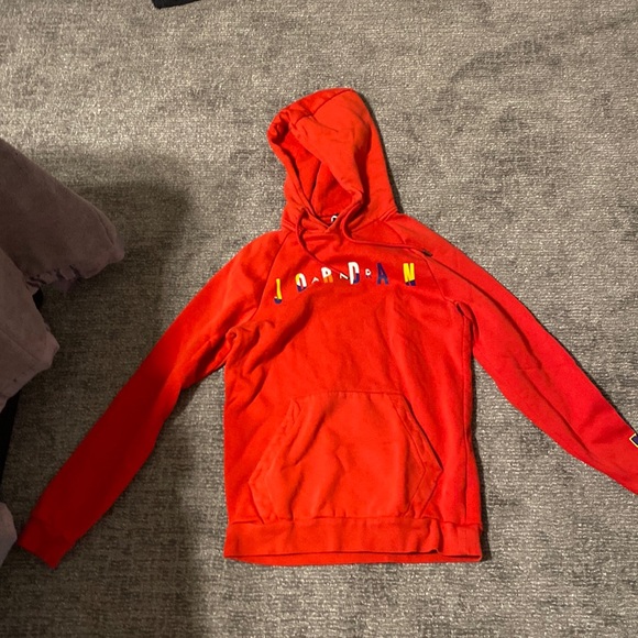 Air jordan red hoodie - Picture 1 of 1
